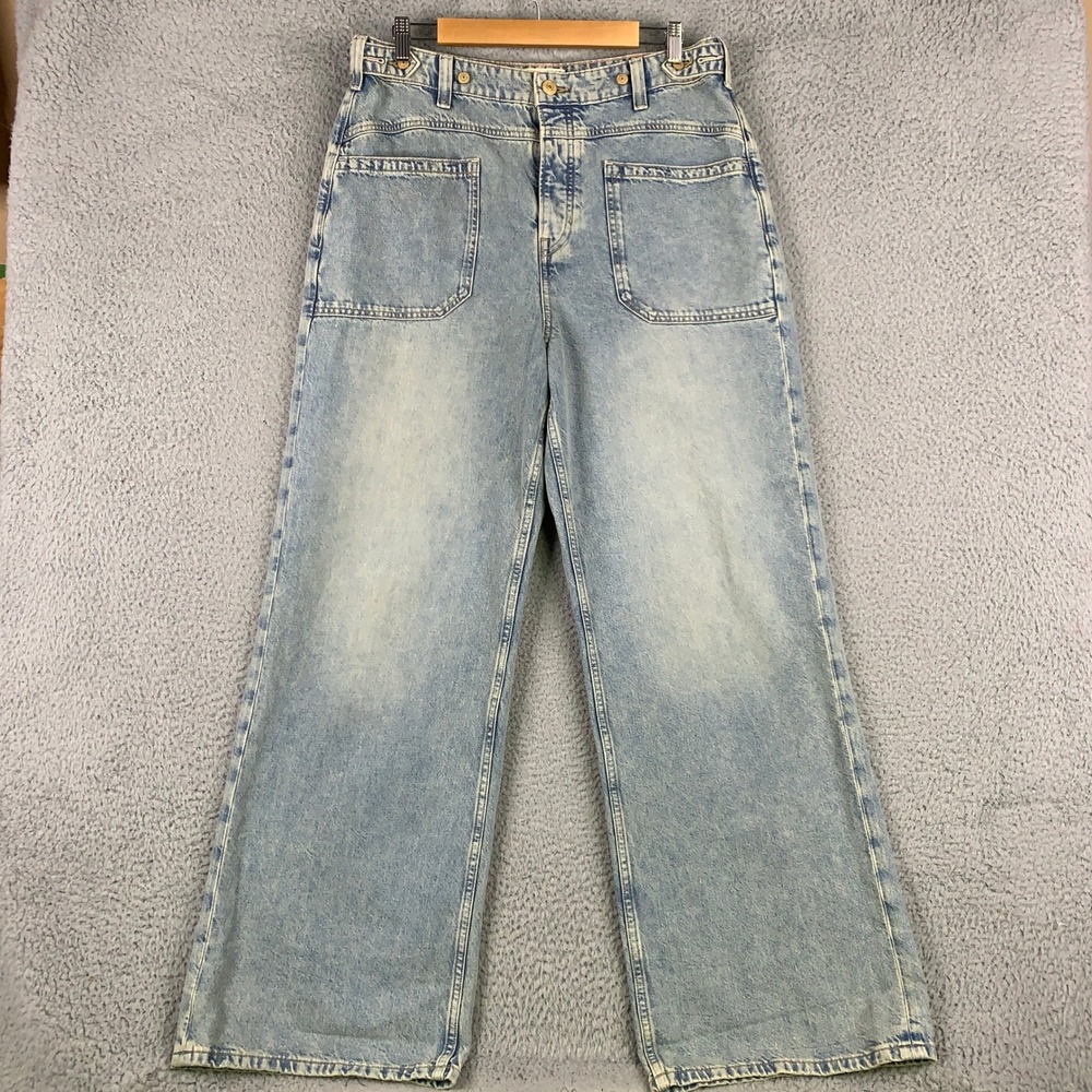 We The Free Wide Leg Jeans‎ Women's Size 30 Light Wash Front Patch Pocket Denim